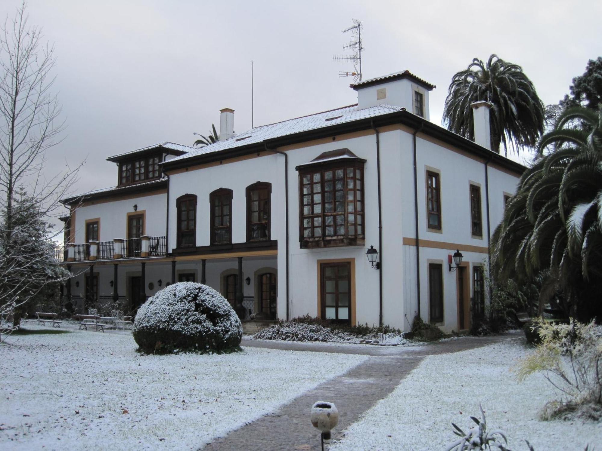 Hotel Quinta Duro Gijón Buitenkant foto