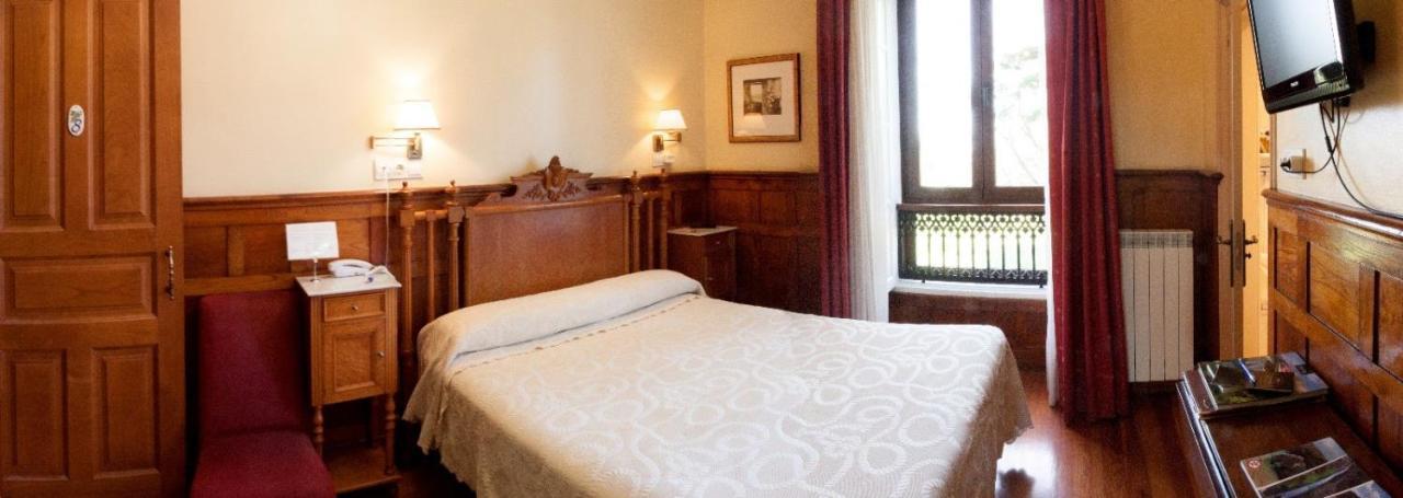 Hotel Quinta Duro Gijón Buitenkant foto